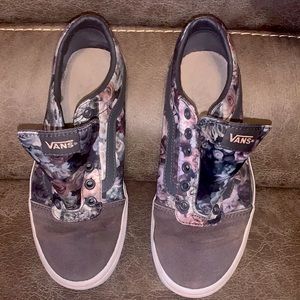 Gray floral Vans. Used. Women’s Size 8